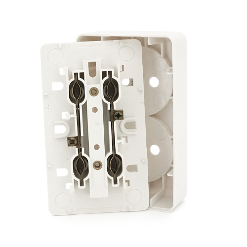 Розетка подвійна без заземлення зовнішнього монтажу, біла, Q24