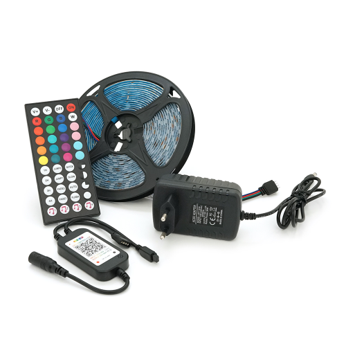 Комплект музичної світлодіодної стрічки 5050 RGB 5 метрів, 60Led, пульт, блок живлення, bluetooth, ip65