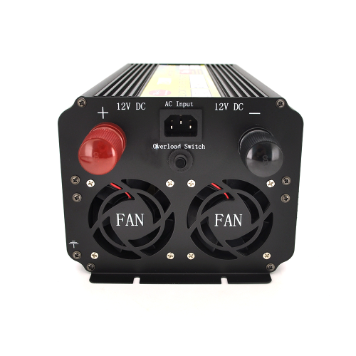 Інвертор напруги Voltronic Wm-7200 (4300Вт) + Charge 20A, 12 / 220 з апроксимованою синусоїдою, 2 універсальні розетки + USB, клем