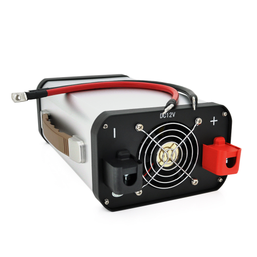 Інвертор напруги AEV5500W, 12 / 220V з апроксимованою синусоїдою, 2 універсальні розетки, 2*USB (DC:5V / 2.4A), клемні дроти, BOX