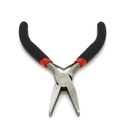 Плоскогубці подовжені Voltronic, 4,5-дюймові, чорно-червоні ручки, 120мм