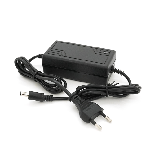 Зарядний пристрій для акумуляторів LiFePO4 12V(14,6V),4S,1,5A, штекер 5.5*2.5, з індикацією