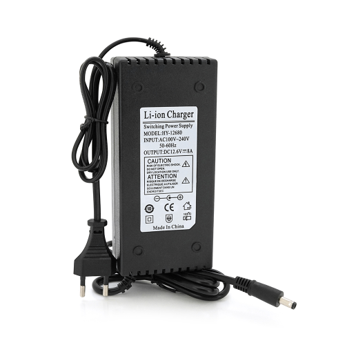 Зарядний пристрій для акумуляторів Li-ion 12V (12,6V),3S,8A,штекер 5,5х2,5мм, індикація