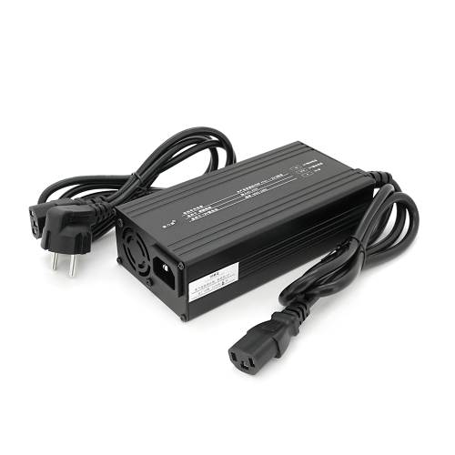 Зарядний пристрій для акумуляторів LiFePO4 12V(14,6V),4S,10A, штекер Triangle plug (T-tipe / C13 / IEC). 137x90x50mm