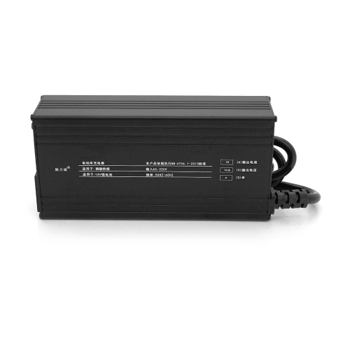 Зарядний пристрій для акумуляторів LiFePO4 12V(14,6V),4S,15A, штекер Triangle plug (T-tipe / C13 / IEC). 137x90x50mm