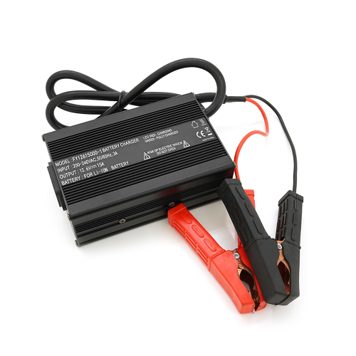 Зарядний пристрій для акумуляторів Li-ion 12V (12,6V),3S,15A, + крокодили, індикація, 135х90х50mm