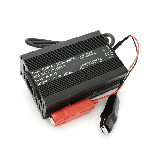 Зарядний пристрій для акумуляторів Li-ion 48V(54,6V),13S,5A, крокодили,135x90x50mm