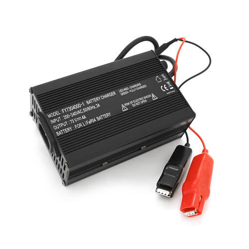 Зарядний пристрій для акумуляторів LiFePo4 60V(73V),20S,4A, + крокодили,135x90x50mm. 600 г