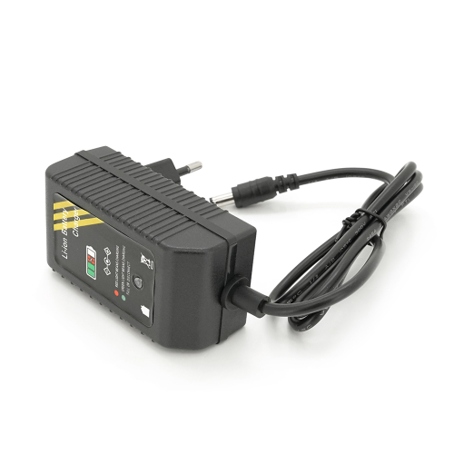 Зарядний пристрій для акумуляторів Li-ion 4.2V2.5A,штекер 5.5*2.5,87x46x42mm