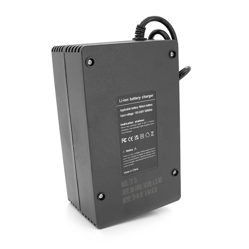 Зарядний пристрій для акумуляторів Li-ion 72V(84V),20S,8A,750W,штекер Triangle plug (T-tipe / IEC / C13 N+L-) . індикація, 220х122х86mm, 1.5kg