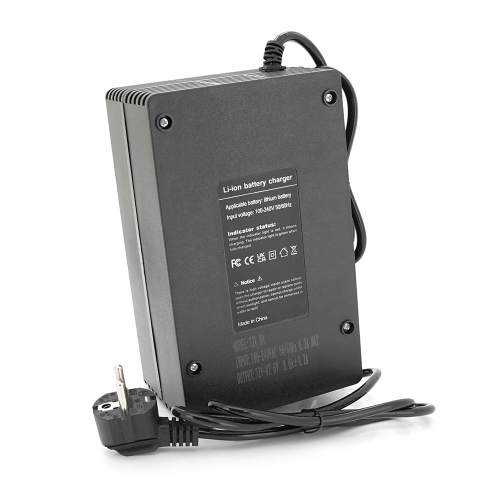 Зарядний пристрій для акумуляторів LiFePo4 72V(87,6V),24S,8A,750W, штекер Triangle plug (T-tipe / IEC / C13 N+L-), індикація, 220х122х86mm, 1.5kg