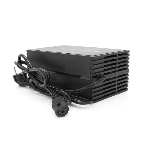 Зарядний пристрій для акумуляторів Li-ion 48V(58,8V),14S,10A,650W, індикація, 220х122х86mm, 1.5kg