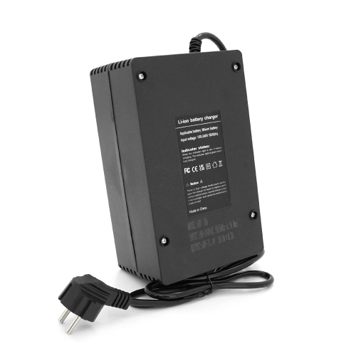 Зарядний пристрій для акумуляторів Li-ion 60V(71,4V),17S,10A,750W, штекер Triangle plug (T-tipe / IEC / C13 N+L-) .індикація, 220х122х86mm, 1.5kg