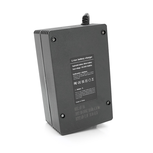 Зарядний пристрій для акумуляторів LiFePo4 60V(73V),20S,10A,750W, індикація, 220х122х86mm, 1.5kg