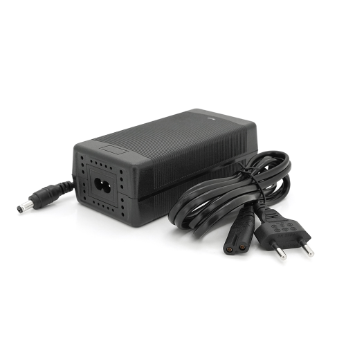 Зарядний пристрій акумуляторів LiFePO4 12V (14.6V), 4S,10A, штекер 5.5*2.5, з індикацією, 133х67х45mm, 0.3kg