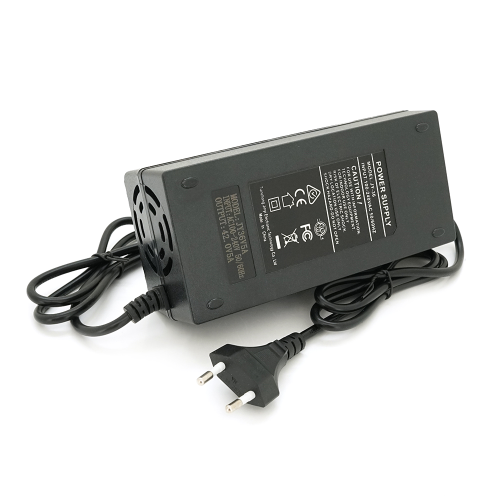 Зарядний пристрій для акумуляторів Li-ion 36V(42V),10S,5A,штекер 5.5*2.5,з індикацією,BOX