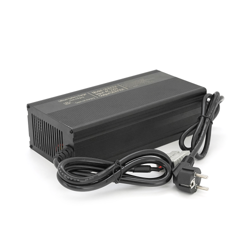 Зарядний пристрій для акумуляторів Li-ion 52V(58,8V),14S,30A, роз&apos;єм anderson