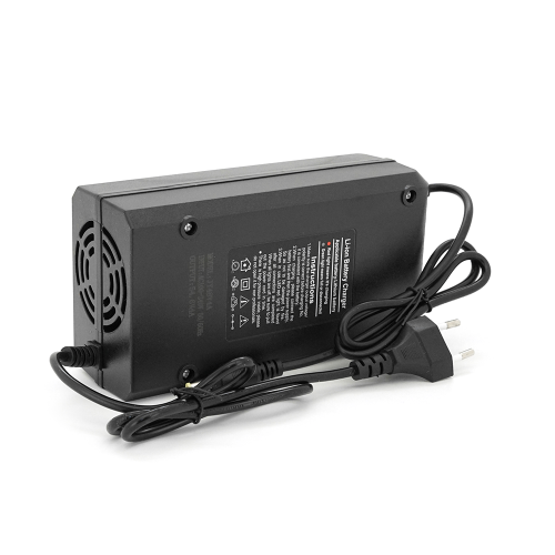 Зарядний пристрій Jinyi для акумуляторів Li-ion 48V(54,6V),13S,4A.штекер 5.5*2.5,з індикацією,BOX