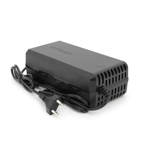 Зарядний пристрій Jinyi для акумуляторів Li-ion 72V(84V),20S,4A,штекер 5,5*2.5,з індикацією,BOX