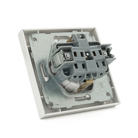 Розетка Panasonic Karre Plus 55 із заземленням, біла