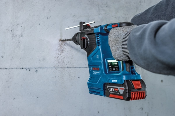 Перфоратор акумуляторний Bosch Professional GBH 187-LI SDS-Plus 18В 2х5А·год 2.4Дж 2.9кг кейс