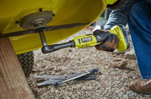 Тріскачка акумуляторна Ryobi ONE+ НР RRW1838X-0 18В 230об·хв 75Нм 3/8" 3 положення головки подовжена 1.3кг без АКБ та ЗП