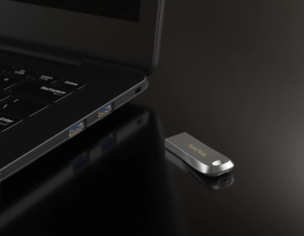 Накопичувач SanDisk  256GB USB 3.1 Type-A Ultra Luxe Срібний