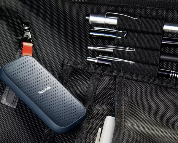 Накопитель внешний SSD 1TB SanDisk Portable E30 (SDSSDE30-1T00-G26)