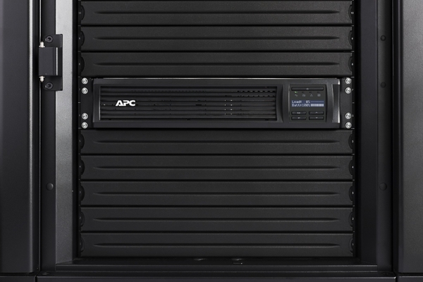 Джерело безперебійного живлення APC Smart-UPS 2200VA/1980W, RM 2U, LCD, USB, SmartConnect, 8xC13, 2xC19
