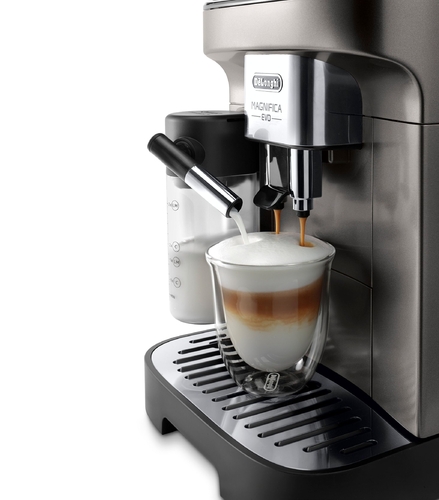 Кавомашина Delonghi Magnifica Evo, 1.8л, зерно+мелена, автомат.капуч, дисплей, авторецептів -7, графіт
