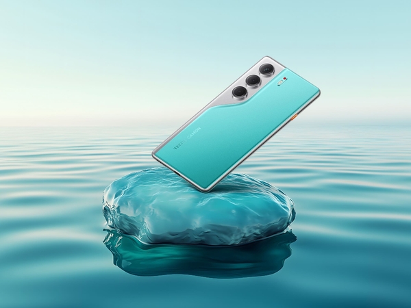 Смартфон TECNO Camon 40 (CM5) 6.78" 8/256ГБ, 2SIM, 5200мА•год, Emerald Lake Green