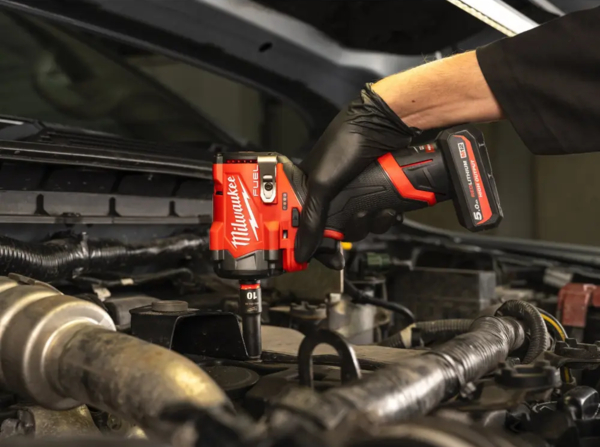 Гайковерт ударний акумуляторний Milwaukee M12 FCIWF12G3-0 12В 745Нм 0-3000об/хв 1/2" 1.0кг без АКБ та ЗП