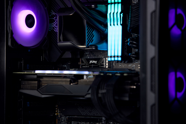 Накопитель SSD 8TB Kingston Fury Renegade G5 M.2 2280 PCIe Gen5.0 x4 NVMe 3D NAND TLC (SFYR2D/8T1)