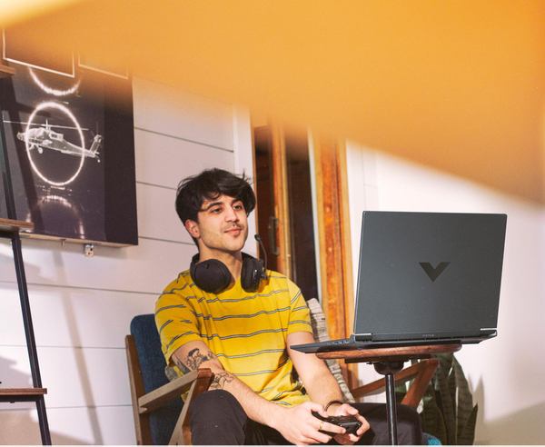 Ноутбук HP Victus 15-fa2012ua (D06GXEA) Mica Silver