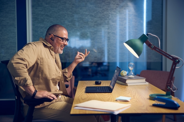 Ноутбук HP EliteBook Ultra G1i (B66V4AT) Blue