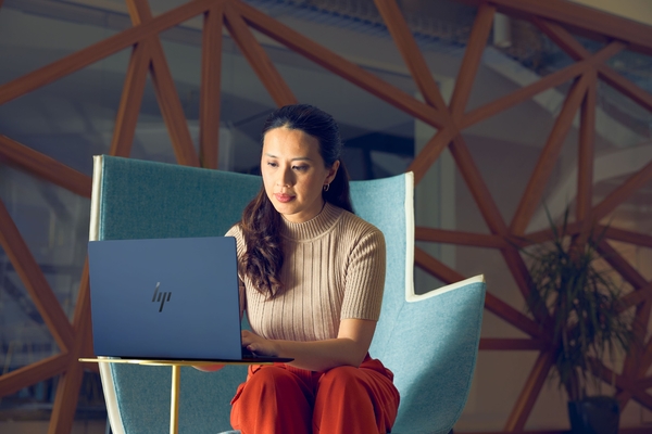 Ноутбук HP EliteBook Ultra G1i (B66V4AT) Blue