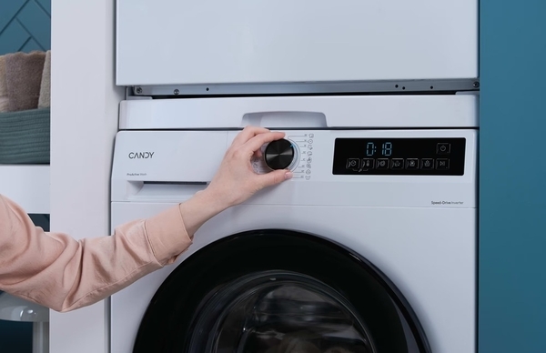 Пральна машина Candy фронтальна, 8кг, 1400, A+++, 59см, дисплей, пара, інвертор, білий