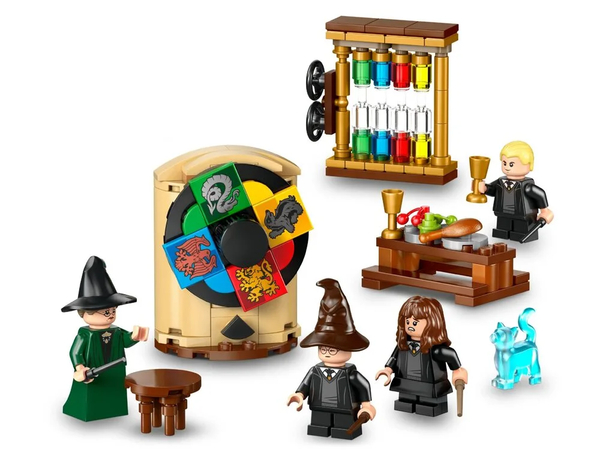 Конструктор LEGO Harry Potter Замок Гоґвортс: Церемонія розподілу по факультетах