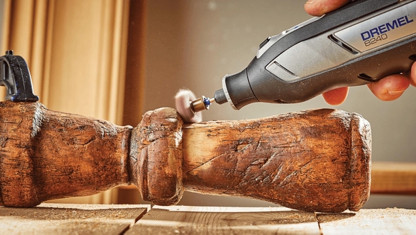 Шліфмашина шліфувально-гравірувальна акумуляторна Dremel 8240-3/45 12В 1х2А·год 5000-35000об/хв 45 аксесуарів ЗП 0.66кг