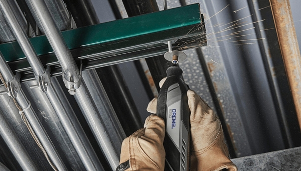 Шліфмашина шліфувально-гравірувальна акумуляторна Dremel 8250-5 12В 1х2А·год 5000-30000об/хв ЗП 0.59кг