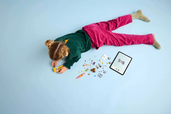 Термокухоль Merlion з нержавіючої сталі, об'єм 380 мл., коричневий, з силіконовим чохлом і відкидною кришкою